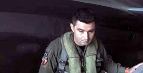 Αυτός είναι ο κορυφαίος πιλότος του ΝΑΤΟ και... είναι Ελληνας