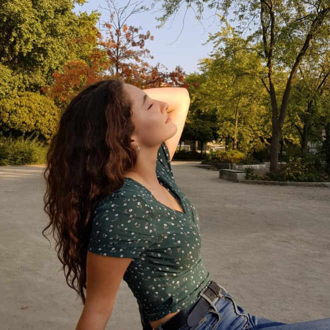 Alma: Το 15χρονο ταλέντο που «μαγεύει» με τη φωνή της