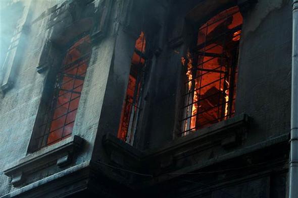 Τουρκία: Πυρκαγιά με τέσσερις νεκρούς σε κτίριο στην Κωνσταντινούπολη