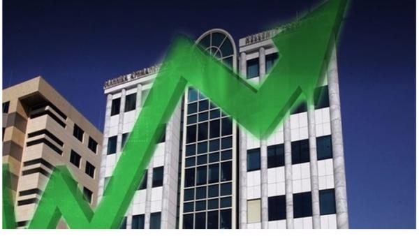 Γιατί έχουμε «έκρηξη» στο Χρηματιστήριο – Τι βλέπουν οι επενδυτές και πώς τη συνδέουν με τις εκλογές