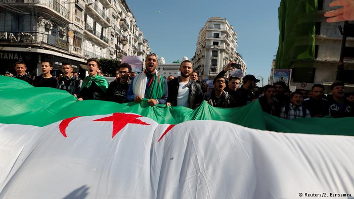 Τι ακριβώς συμβαίνει στην Αλγερία;