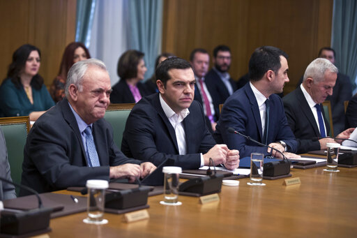 Δημοσκόπηση: Κόλαφος για Τσίπρα και ΣΥΡΙΖΑ, προβληματισμός για ΝΔ και Μητσοτάκη – Τι λένε οι πολίτες για τα κόμματα