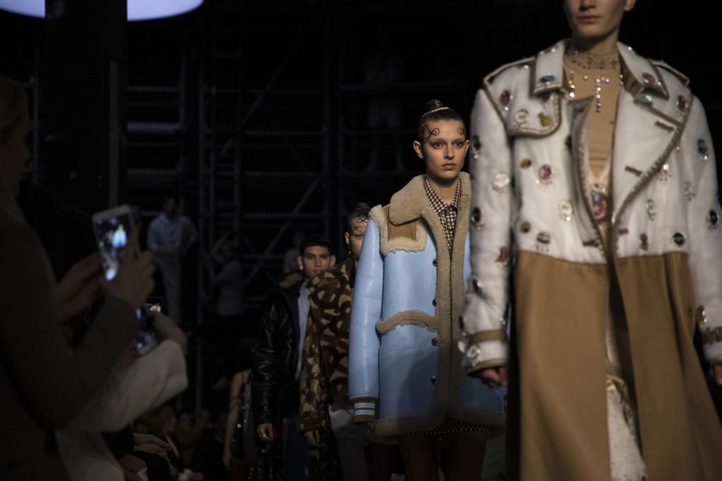 Τέλος στο πλαστικό για την Burberry μετά τις επικρίσεις