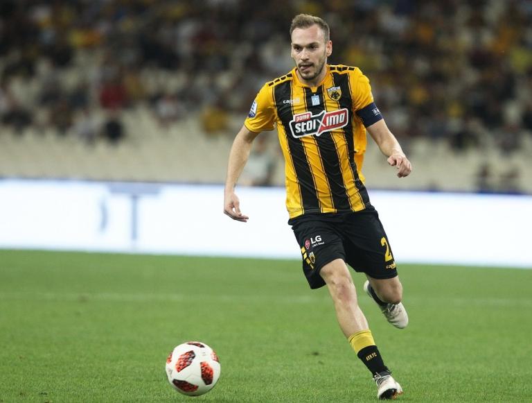 ΑΕΚ : Εξαντλεί τα περιθώρια για Μπακάκη και Σιμόες ο Χιμένεθ