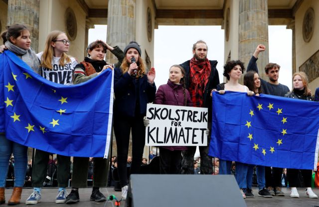 Γερμανία: Τουλάχιστον 20.000 νέοι στους δρόμους του Βερολίνου για το κλίμα | in.gr