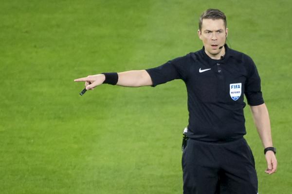 Αλλού γι’ αλλού ο Γκεστράνιους (vid)