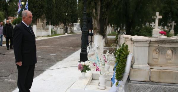 Eπιμνημόσυνη δέηση του Δήμου Πειραιά για τους αποβιώσαντες ευεργέτες της πόλης