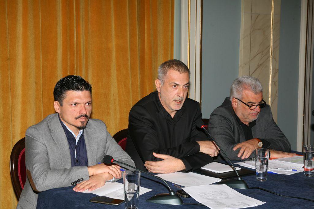 Μώραλης: Να μη μετατραπεί ο Πειραιάς σε αρχαιολογικό χώρο