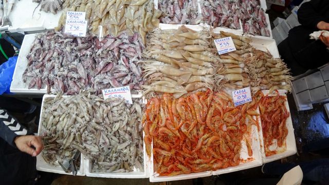 Ωράριο καταστημάτων: Ποια μαγαζιά θα είναι ανοιχτά την Καθαρά Δευτέρα