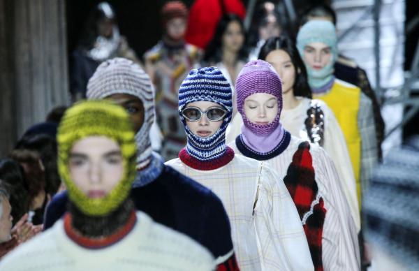 Σημάνει το τέλος για τον οίκο Calvin Klein;