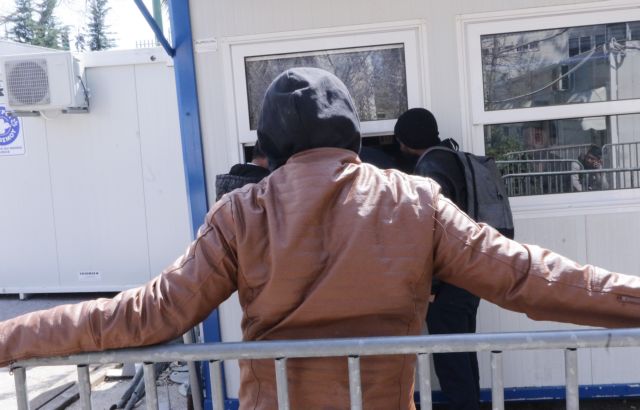 Ελληνικό Συμβούλιο για τους Πρόσφυγες: Ρατσιστική επίθεση σε διερμηνέα στο κέντρο της Αθήνας