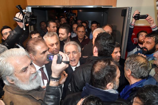 Στον αέρα η ΓΣΕΕ: Η επόμενη ημέρα μετά τη διάλυση του συνεδρίου από το ΠΑΜΕ