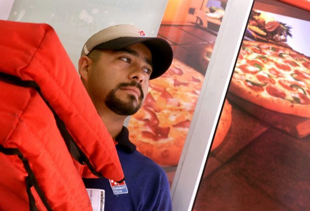 Εντατικοί έλεγχοι για τις συνθήκες εργασίας των διανομέων