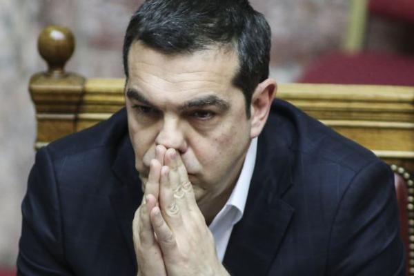 Πανικός στο Μαξίμου από τις δημοσκοπήσεις – Ο ΣΥΡΙΖΑ παίζει τα ρέστα του με Τσίπρα