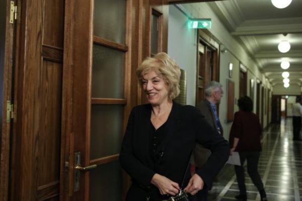 Αναγνωστοπούλου προς Μητσοτάκη : Συμφωνείτε με τις προθέσεις Βέμπερ για την Τουρκία;