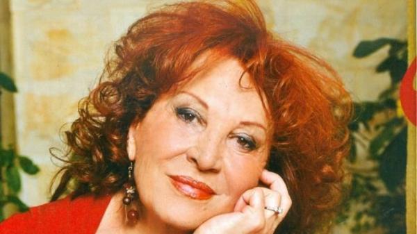 Φαρμακερές ατάκες από τη Χρυσούλα Διαβάτη για Μπέζο και Λαζόπουλο