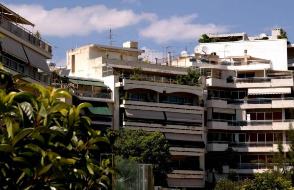 «Εμπλοκή» με την προστασία πρώτης κατοικίας; – Χιλιάδες δανειολήπτες με την πλάτη στον τοίχο