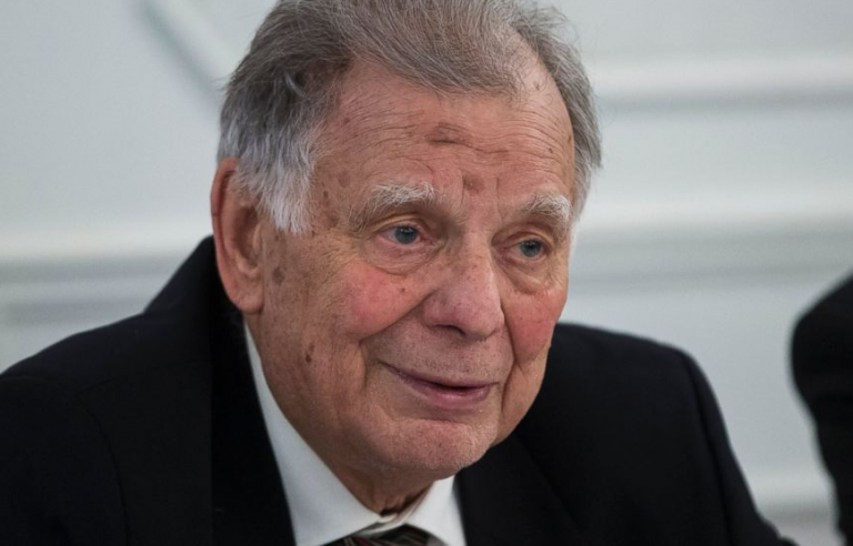 Πέθανε ο βραβευμένος με Νόμπελ ρώσος φυσικός Ζόρες Αλφέροφ