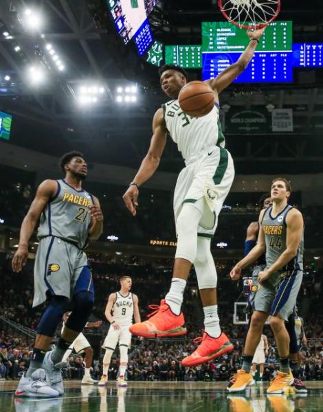 Συλλεκτικό : Τα highlights του Αντετοκούνμπο από τη φετινή σεζόν