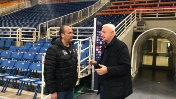 Ετοιμος για τη ρεβάνς ο ΠΑΟΚ, τα είπε με Σάκοτα ο Μπάνε