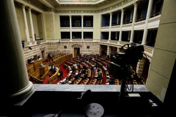Βουλή : Σε εξέλιξη η καταμέτρηση για τη συνταγματική αναθεώρηση
