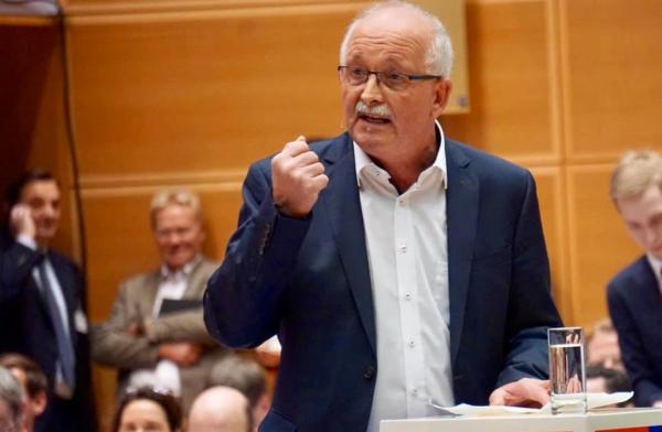 Μπούλμαν: Τιμωρητικός ο Σόϊμπλε, «μαχητές» οι Έλληνες