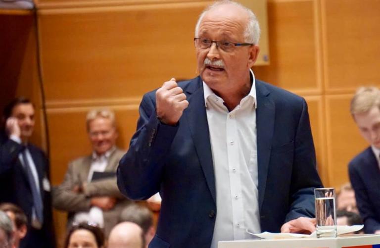 Μπούλμαν: Τιμωρητικός ο Σόϊμπλε, «μαχητές» οι Έλληνες