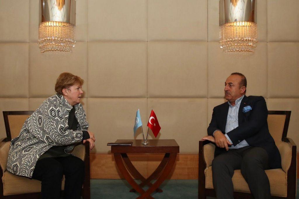 Τσαβούσογλου με Λουτ : Σημαντική η πολιτική ισότητα για το Κυπριακό