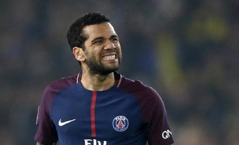 Προς επέκταση συνεργασίας με την Παρί Σεν Ζερμέν ο Άλβες