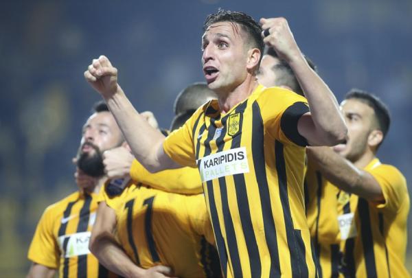 Ο Άρης επισημοποίησε την επέκταση συμβολαίου του Δεληζήση