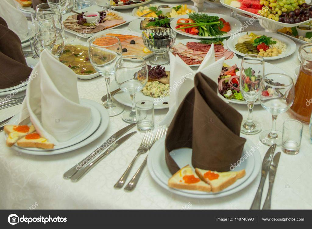 Όταν σε ταΐζουν σανό