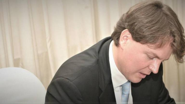 Ο Ν. Γεωργιάδης είναι καταδικαστέος αλλά κάποιοι έχουν κάψει φλάντζα