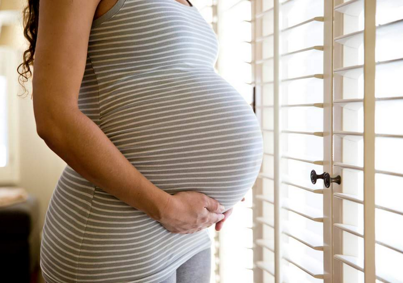 Μια γυναίκα δεν χρειάζεται να περιμένει τουλάχιστον δύο χρόνια έπειτα από μια θνησιγένεια μέχρι να ξαναμείνει έγκυος
