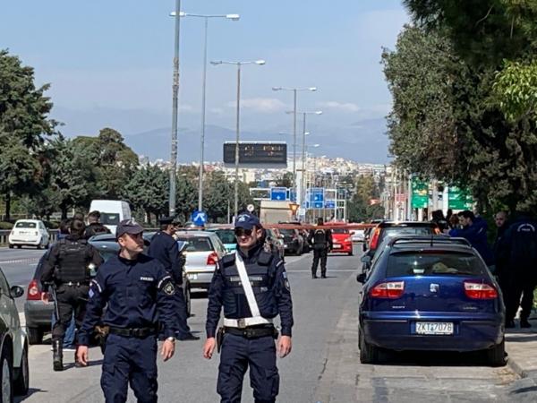 Ελληνικό: Στρατιωτικός πυροβόλησε τη σύντροφό του και αυτοπυροβολήθηκε