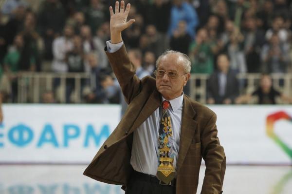 Basket League : Ενός λεπτού σιγή στη μνήμη του Θανάση Γιαννακόπουλου