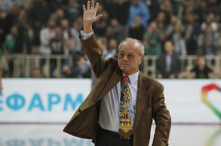 Basket League : Ενός λεπτού σιγή στη μνήμη του Θανάση Γιαννακόπουλου