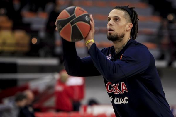 Αποθέωση για Χάκετ και Χάινς στο ΣΕΦ, αποδοκιμασίες για Ιτούδη