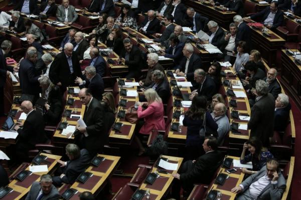 Σε ονομαστική ψηφοφορία η «τροπολογία Κουντουρά»