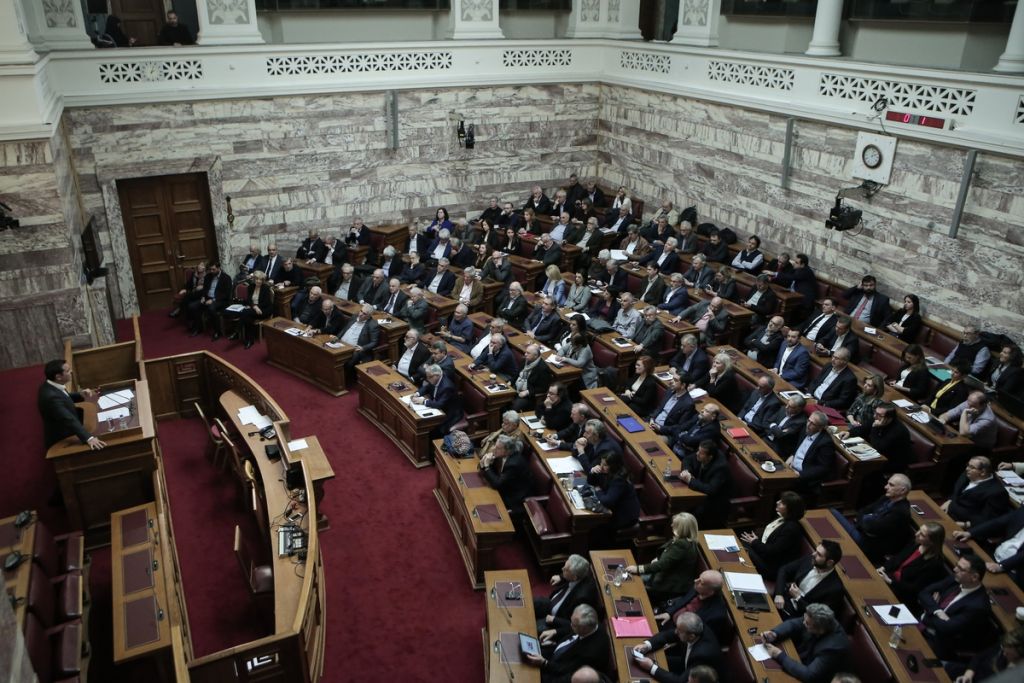 Χαμός στην KO του ΣΥΡΙΖΑ - Ομηρικοί καυγάδες μεταξύ βουλευτών