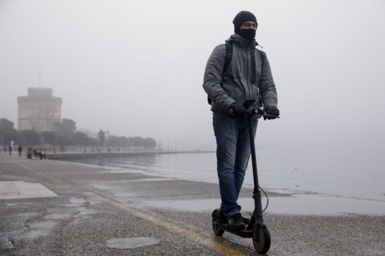 Θεσσαλονίκη: Το πρώτο ατύχημα με ηλεκτρικό πατίνι – Τραυματίστηκε 16χρονος