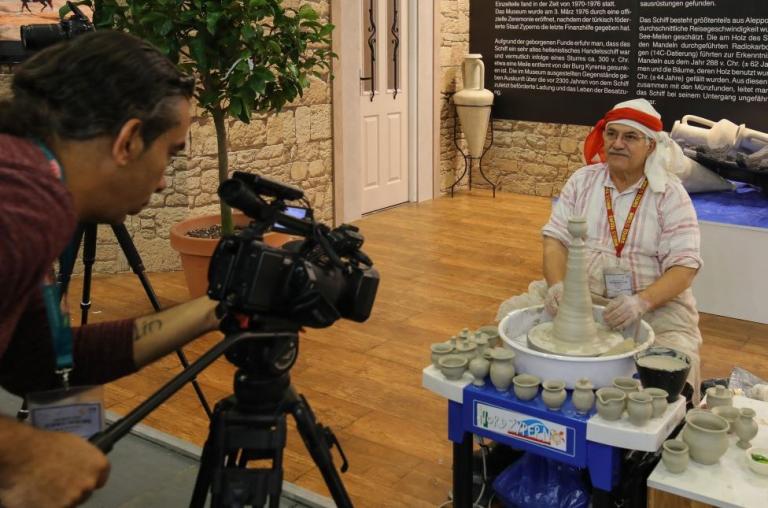 Ως «Βόρεια Κύπρος» συμμετέχει το ψευδοκράτος στη Διεθνή Έκθεση Τουρισμού του Βερολίνου [Εικόνες]