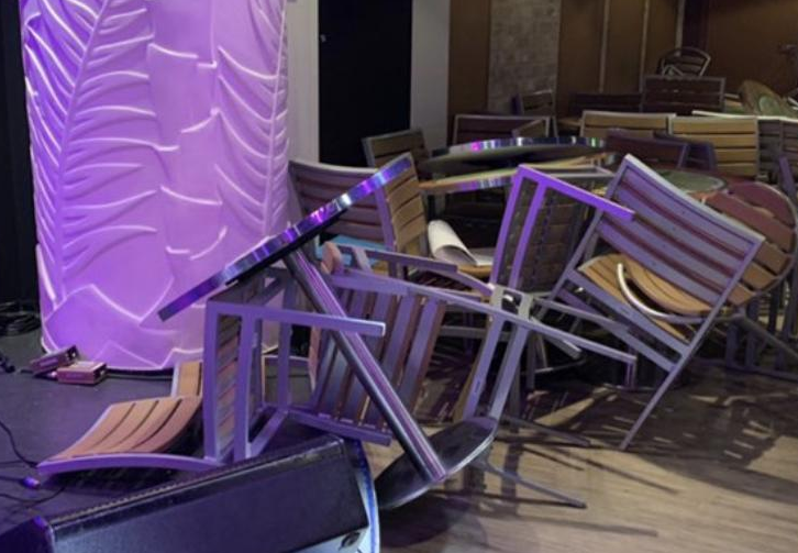 Τρομακτικές στιγμές για επιβάτες κρουαζιερόπλοιου που ταξίδευε με 12 μποφόρ