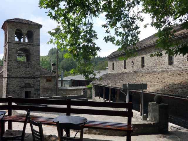 Χτύπησαν και δεύτερη εκκλησία στην Κόνιτσα – Εκλεψαν εικόνα