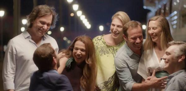 Λόγω τιμής: Νέα φωτογραφία από τα γυρίσματα