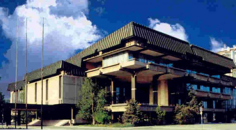 Η Ακαδημία δεν αλλάζει το «μακεδονική» – Κατανοεί η Ελλάδα