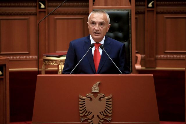 Με παραίτηση απειλεί ο πρόεδρος της Αλβανίας