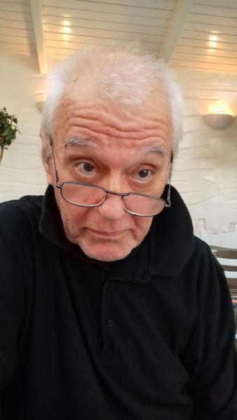 Πέθανε ο συγγραφέας Μιχαήλ Μήτρας