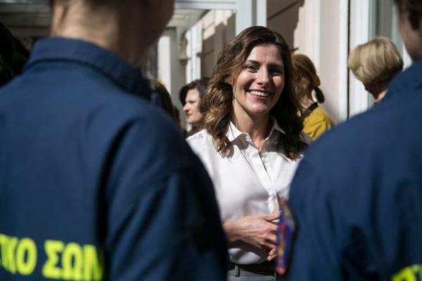 Ημέρα Γυναίκας: Στον κήπο του Μαξίμου γιόρτασε η Μπέτυ