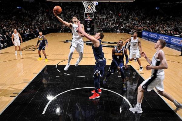 ΝΒΑ : Έπαιξαν με τη… φωτιά οι Σπερς, περίπατος για τους Νετς