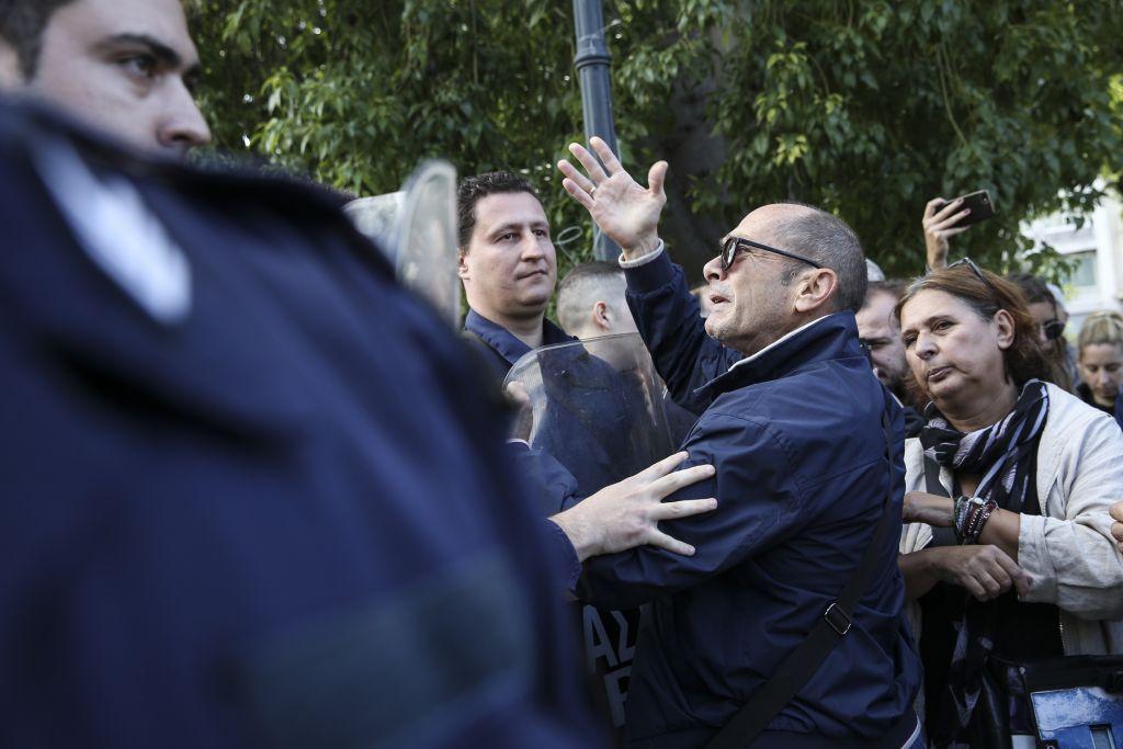 Νέα ήθη από τη ΓΑΔΑ: Δικογραφίες και διώξεις μετά από παρακολουθήσεις στα sosial media